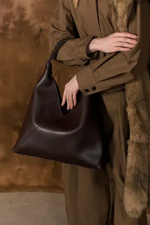 SHOPPER BIND BROWN